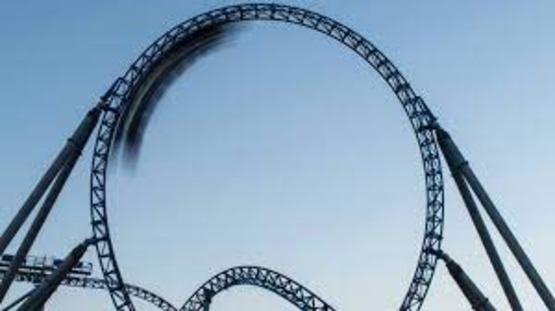 rollercoaster-riders-have-their-worst-nightmare-become-a-reality