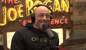 <div>Joe Rogan Warns Dems They Have 'No Cards Left' and Only One Move Remains</div>