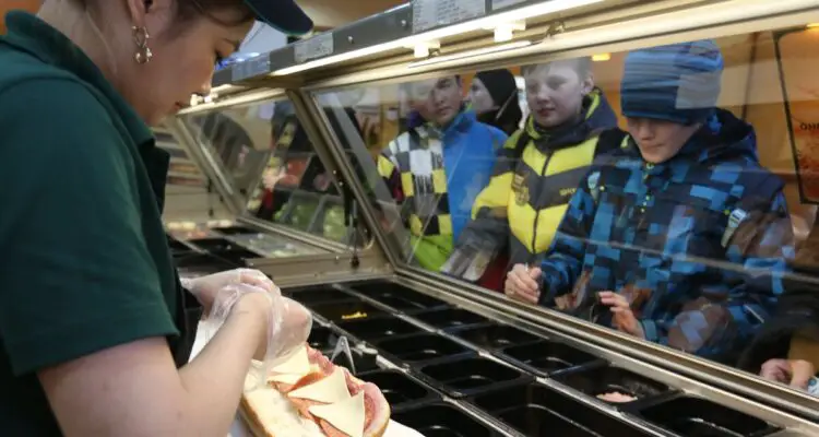 american sandwich chain subway ukraine war sponsor