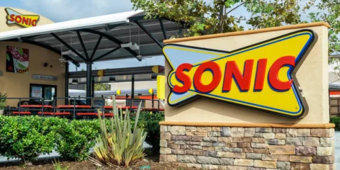sonic drive-in fast food chain