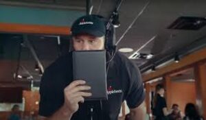 <div>NFL Coach Shows Off His Acting Chops in Applebee's Commercial</div>