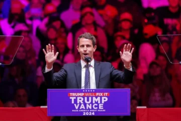 trump comedian tony hinchcliffe