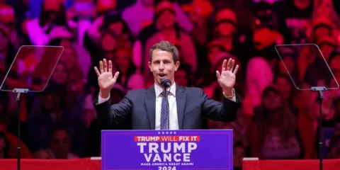 trump comedian tony hinchcliffe