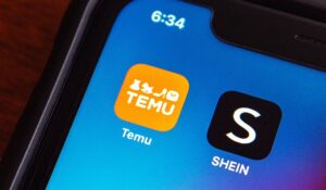 Trump Tightens Loophole on Cheap Online Goods From China
